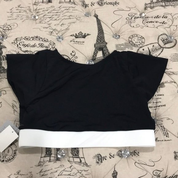 Alpine Butterfly Star Swim Top (PLUS SIZE) - Picture 5 of 7